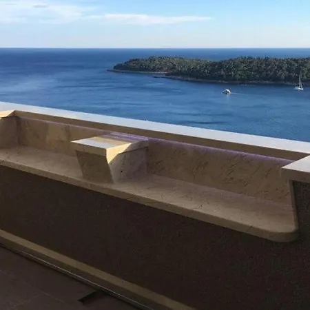 H&d - Two Bedroom With Balcony And Sea View *