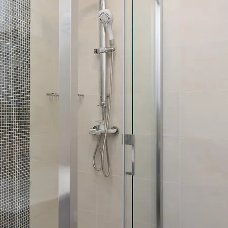 H&d - Two Bedroom With Balcony And Sea View * دوبروفينك