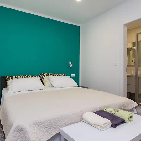 H&d - Two Bedroom With Balcony And Sea View شقة دوبروفينك