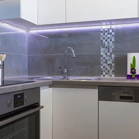 H&d - Two Bedroom With Balcony And Sea View Апартаменты