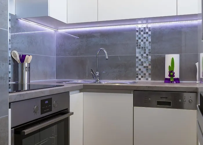 H&d - Two Bedroom With Balcony And Sea View 아파트