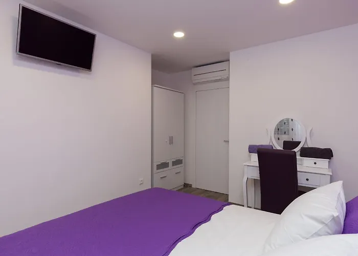 Appartement H&d - Two Bedroom With Balcony And Sea View *